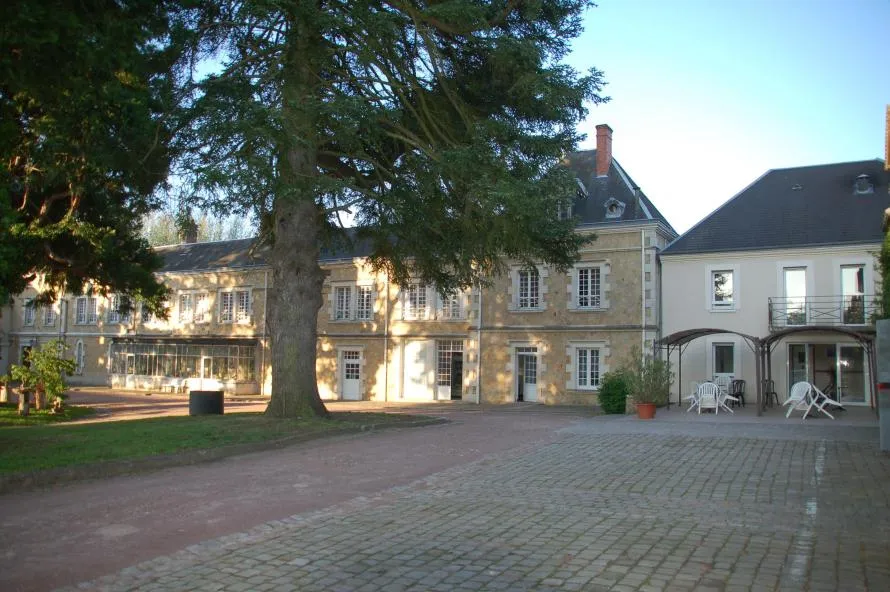 Photo de Ehpad Hostellerie Du Chateau Massay - Maison de retraite / EHPAD