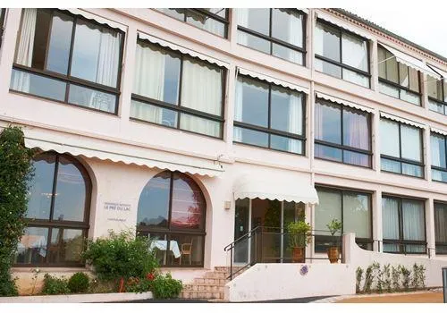 Photo principale de Residence Retraite Pre Du Lac - Maison de retraite / EHPAD