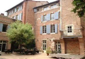 Foyer Residence Olga Ducoudray - Résidence Services Seniors à Albi