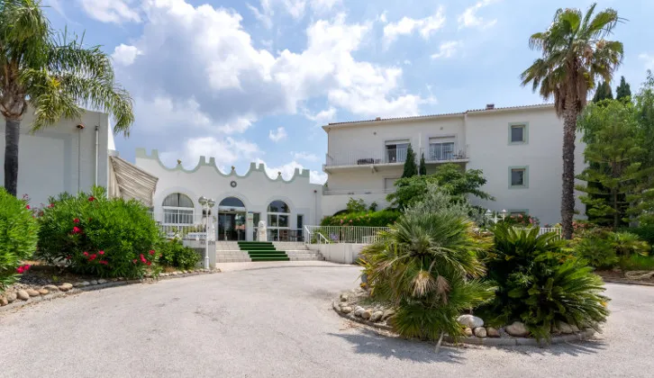 Le Parc Bellisa - Résidence Services Seniors à La Londe-les-Maures