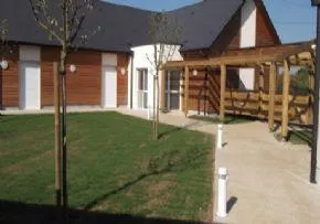 Ehpad Le Lys Blanc - Maison de retraite / EHPAD à Morteaux-Coulibœuf