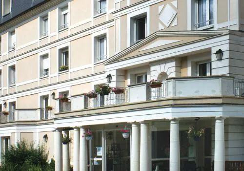  EHPAD Villa D'Azon - Maison de retraite / EHPAD à Saint-Clément