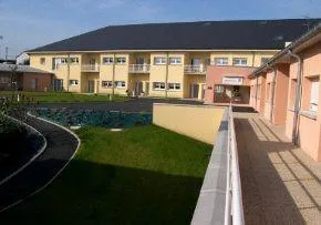 Photo de Residence Les Rouges Gorges - Résidence Services Seniors