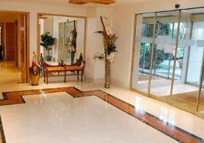 Photo de Résidence Les Hespérides Noailles - Résidence Services Seniors