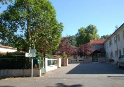 Ehpad Les Roses - Maison de retraite / EHPAD à Calmont