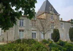 Foyer Logement Leonce Vieljeux - Résidence Services Seniors à La Rochelle