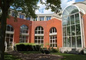 Residence Locarno - Résidence Services Seniors à Suresnes