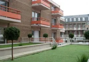 Photo de Residence De Neuville  Hopital Local - Maison de retraite / EHPAD