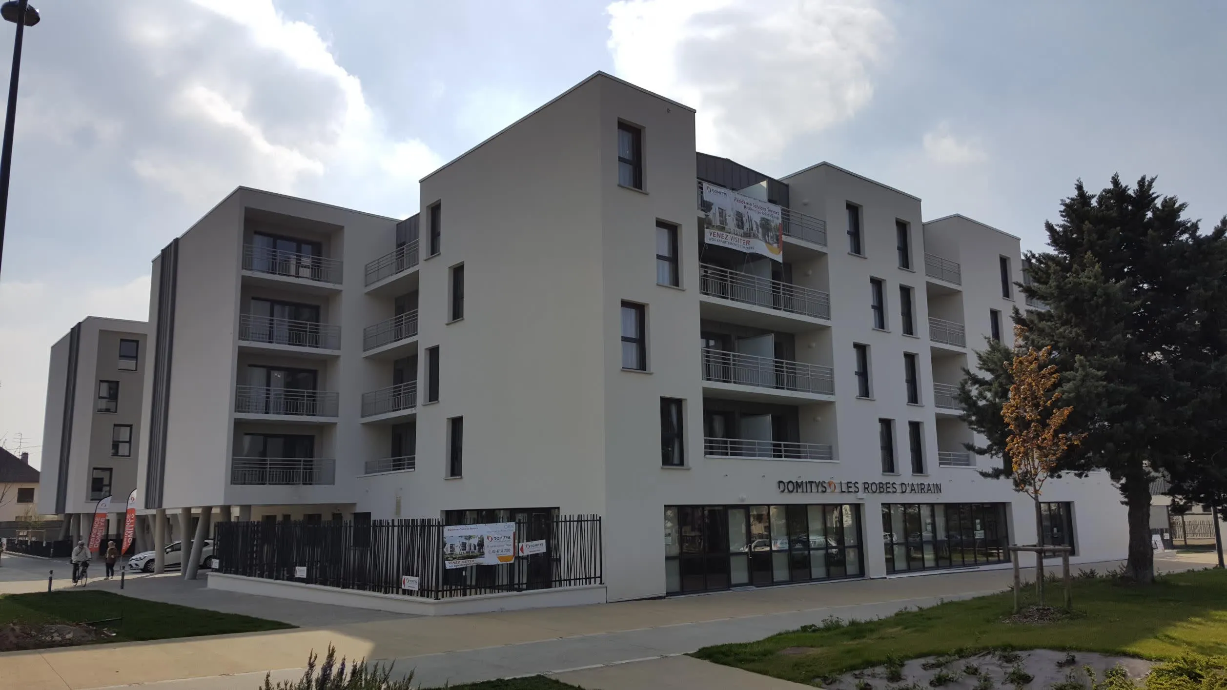 Photo de Résidence Domitys Les Robes d'Airain - Résidence Services Seniors