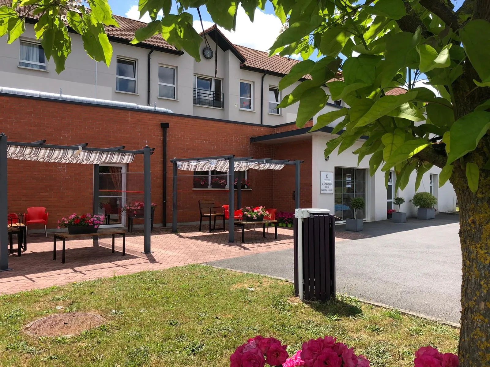 Photo de Residence Les Verrieres - Maison de retraite / EHPAD