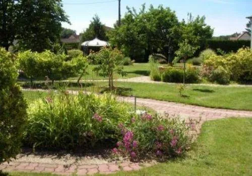 Ehpad Le Relais De La Vallee - Maison de retraite / EHPAD à Seichebrières