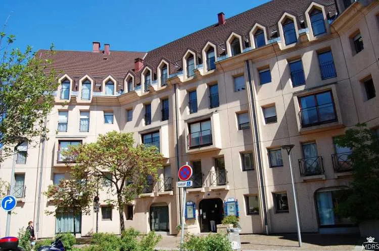 Photo de Residence Les Faienciers - Résidence Services Seniors