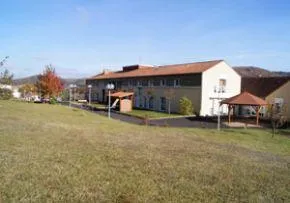 Ehpad De Retraite Mallet - Maison de retraite / EHPAD à Massiac