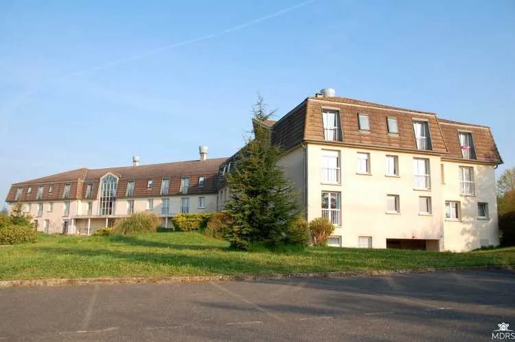 Residence Les Champs Blancs - Maison de retraite / EHPAD à Sergines