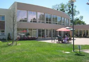 Photo principale de Maison De Retraite Le Clos Des Cedres - Maison de retraite / EHPAD