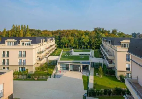 Résidence Les senioriales Emerainville - Résidence Services Seniors à Émerainville