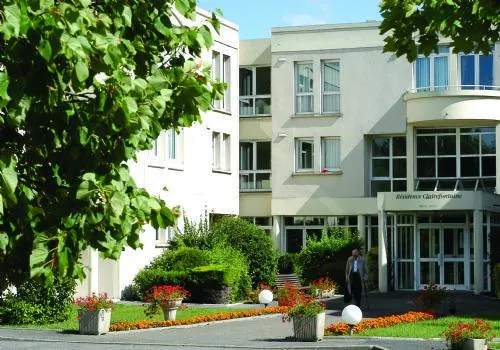 Korian Grange des Prés - Maison de retraite / EHPAD à Lamorlaye