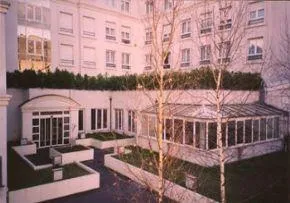 Residence De Retraite Medicalise Leopold Bellan - Maison de retraite / EHPAD à Bois-Colombes