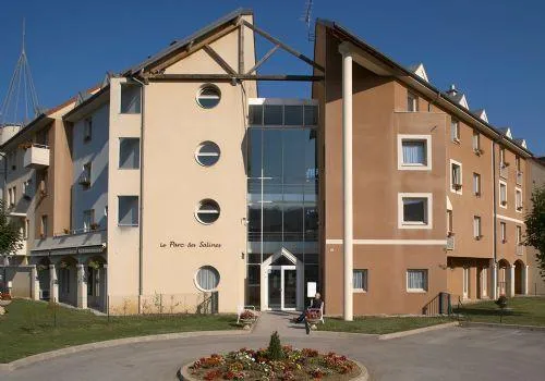 Ehpad - Parc des Salines - Maison de retraite / EHPAD à Lons-le-Saunier