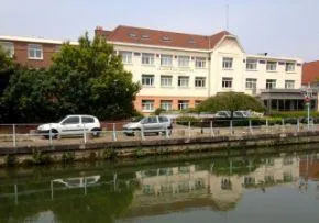 Ehpad Le Jardin Des Augustins - Maison de retraite / EHPAD à Douai