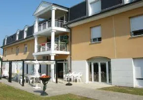 Photo de Residence Le Clos Fleuri