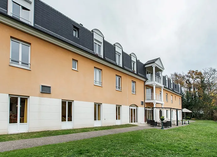 Photo de Residence Le Clos Fleuri