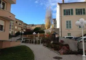 Residence St Dominique - Maison de retraite / EHPAD à Brioude