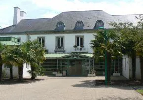 Maison De Retraite St Michel - Maison de retraite / EHPAD à Plougourvest