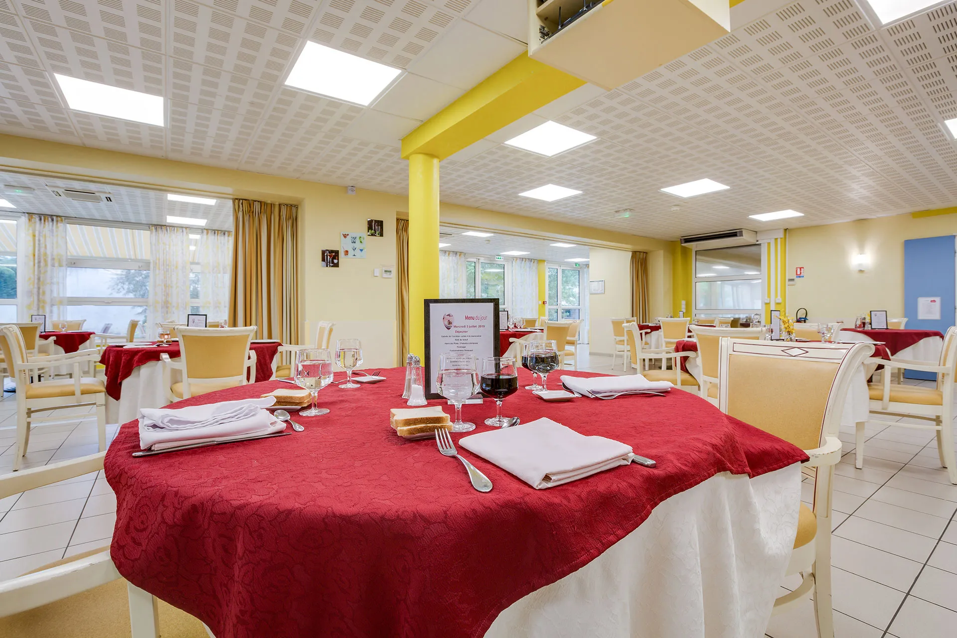 Résidence Les Grands Prés - Maison de retraite / EHPAD à Montluçon