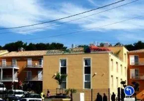 Residence La Pinede - Maison de retraite / EHPAD à Vergèze