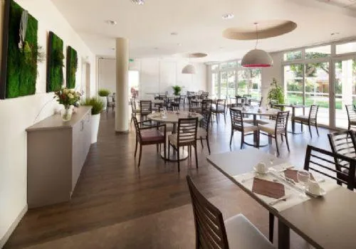 Photo de Residence Espace Et Vie Niort