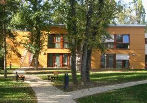 Photo principale de Maison De Retraite Blanche De Castille - Maison de retraite / EHPAD