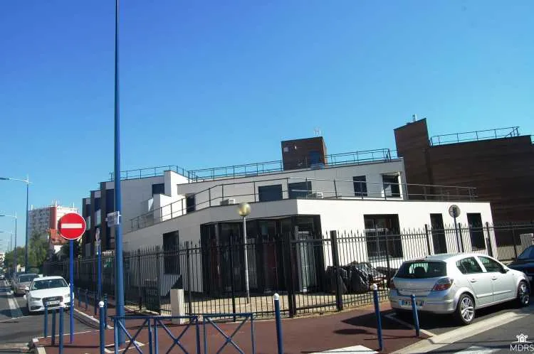 Residence Les Myosotis - Résidence Services Seniors à Drancy