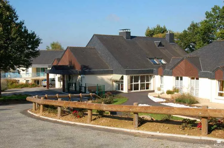 Residence Du Lac - Résidence Services Seniors à Pleugriffet