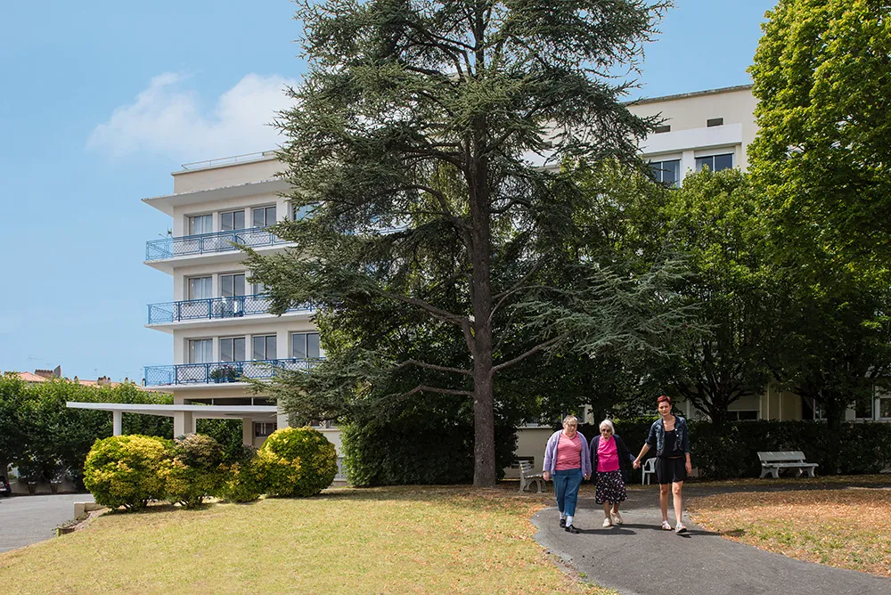 Photo de Korian Le Môle d'Angoulins - Résidence Services Seniors