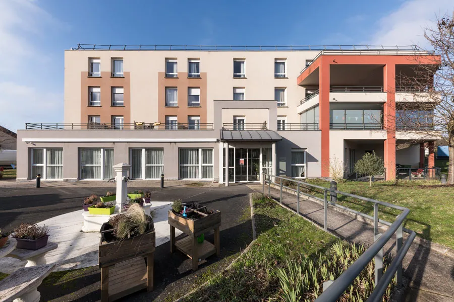 Photo principale de EHPAD Les Chênes  - Maison de retraite / EHPAD