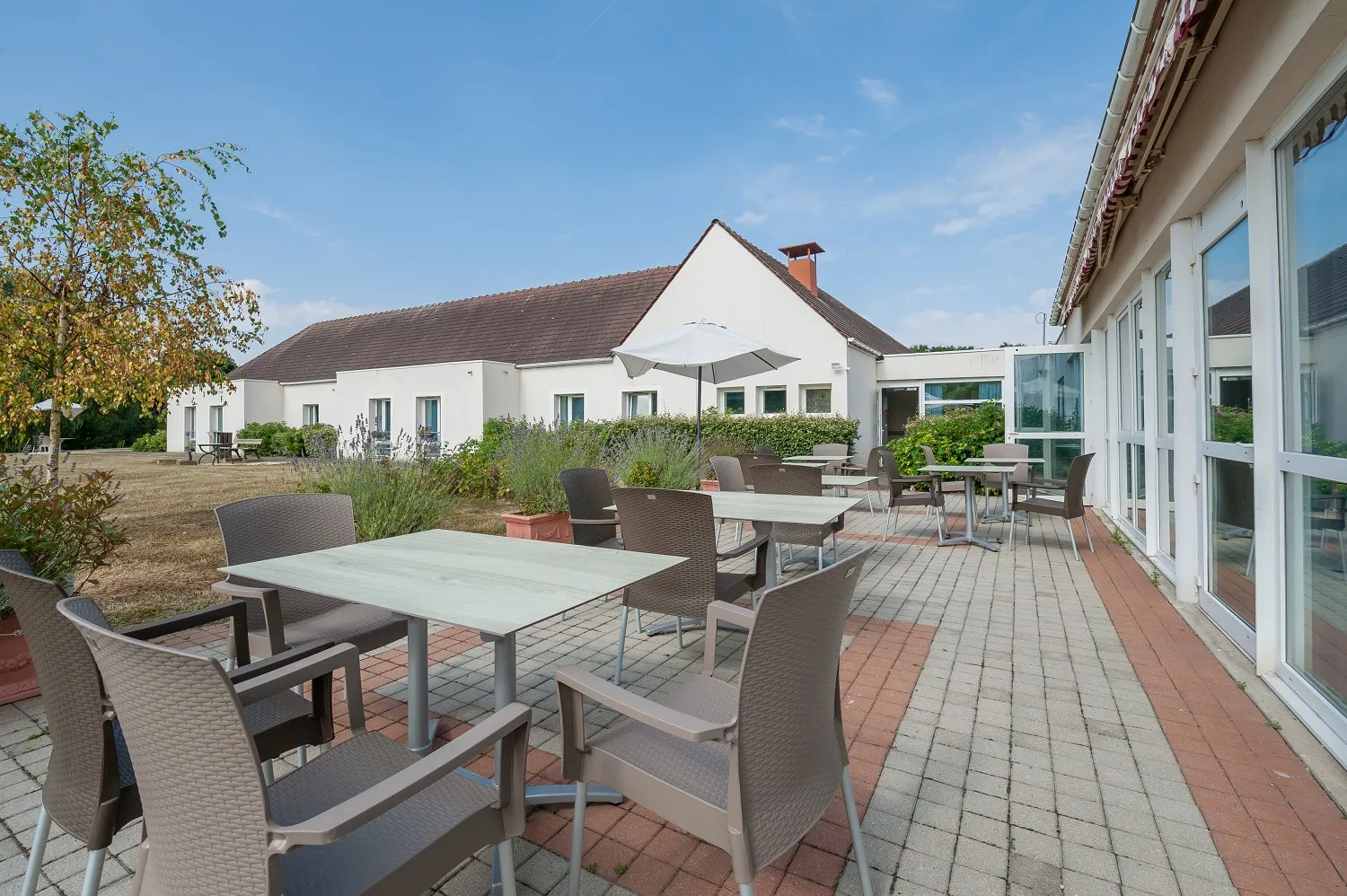 Photo principale de Les Jardins de Roinville - Maison de retraite / EHPAD