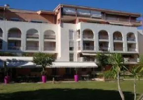 Résidence Les Hespérides du Prado - Résidence Services Seniors à Marseille