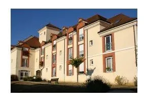 Residence Eugene Et Eugenie Pecry - Résidence Services Seniors à Verneuil-en-Halatte