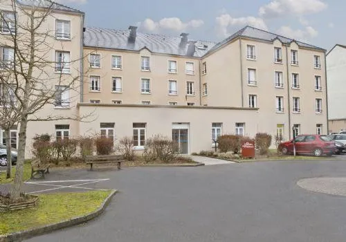 Photo de Residence Les Rives Du Puiseaux - Maison de retraite / EHPAD