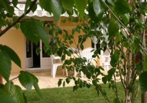 Photo de Le Hameau Des Fees   Chartres