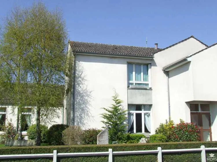 Photo principale de Résidence Henri Deschamps - Résidence Services Seniors