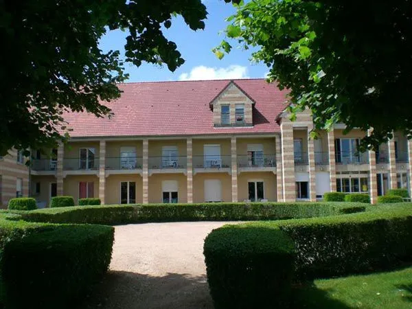 Ehpad Fondation Burlot - Maison de retraite / EHPAD à Thizy