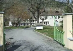 Maison De Retraite Villa Montbrison - Maison de retraite / EHPAD à L'Argentière-la-Bessée