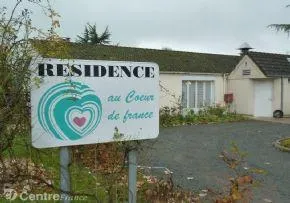 Residence Au Coeur De France - Résidence Services Seniors à Vesdun