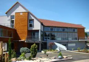 Photo de Maison De Retraite Petit Chateau - Maison de retraite / EHPAD