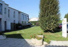 Photo de Residence La Pierre Rose - Maison de retraite / EHPAD