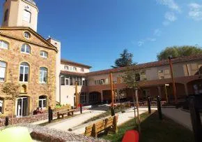 Ehpad Maison De La Foret - Maison de retraite / EHPAD à Perreux