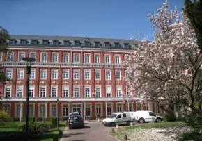 Photo de Ehpad Natalie Doignies   Residence Porte De Gand - Maison de retraite / EHPAD