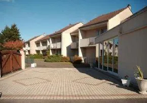 Residence Les Bruyeres - Maison de retraite / EHPAD à Voulx